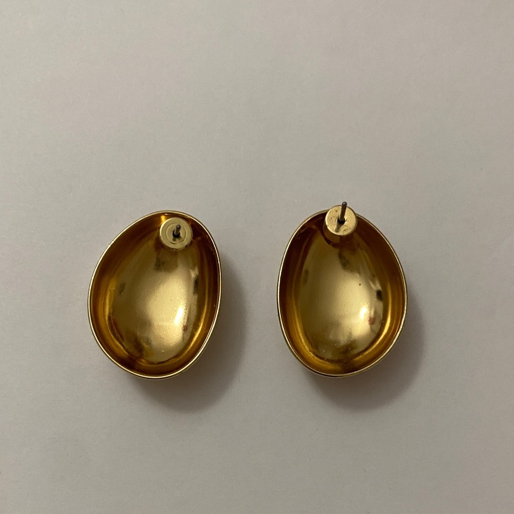 Mango Shiny Gold Tone Round Oval Volume Earrings - Picture 2 of 6
